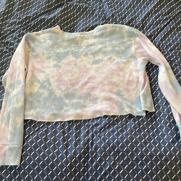 Blue/white/purple sweater - Picture 2 of 2